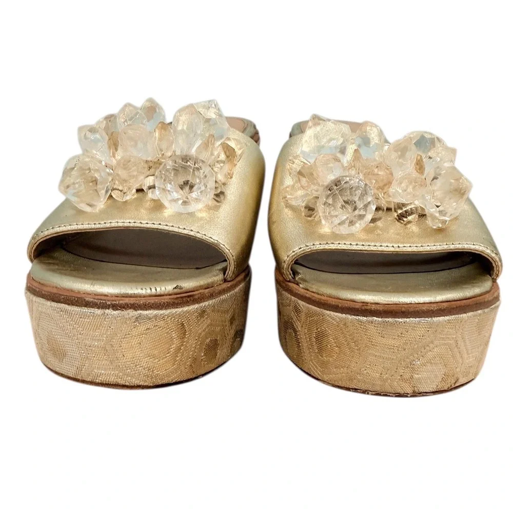 Donald Pliner Idina Gold Metallic Crystal Cluster Wedge Sandals‎ Womens 7M